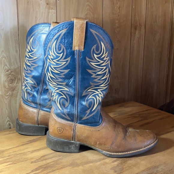 11D Ariat boots - Picture 3 of 8